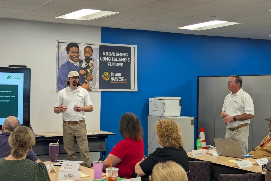 A&C speaking at Island Harvest event